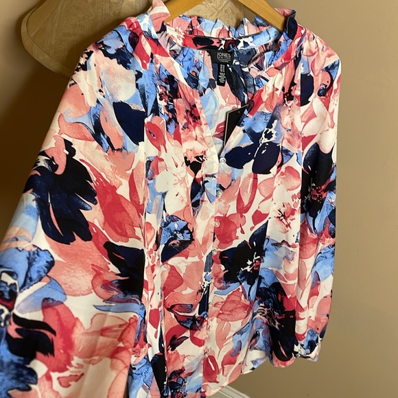 Jones New York Flower Blouse Size XL  Ruffle Neck Puff
Sleeve - Picture 9 of 14